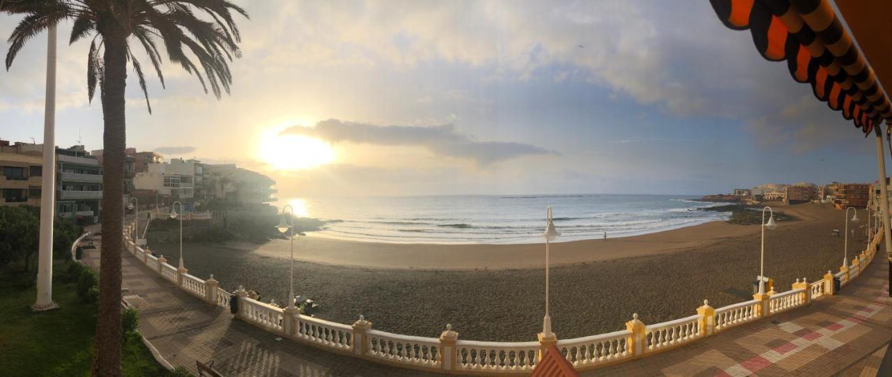 Espectacular En Primera Linea De La Playa Telde Dış mekan fotoğraf