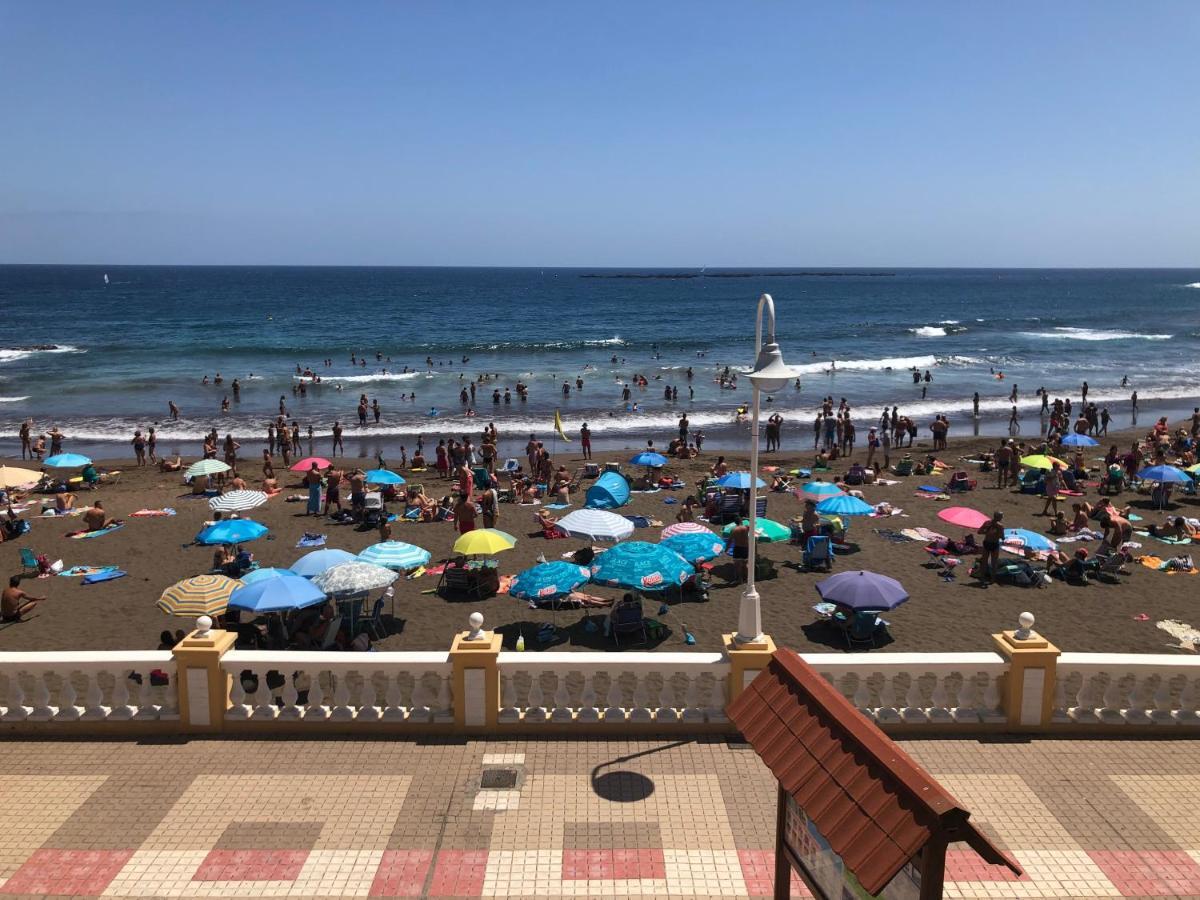 Espectacular En Primera Linea De La Playa Telde Dış mekan fotoğraf